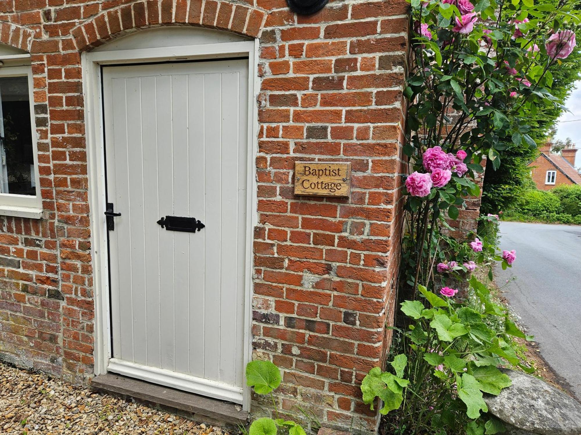Baptist Cottage Cheverell Exterior foto